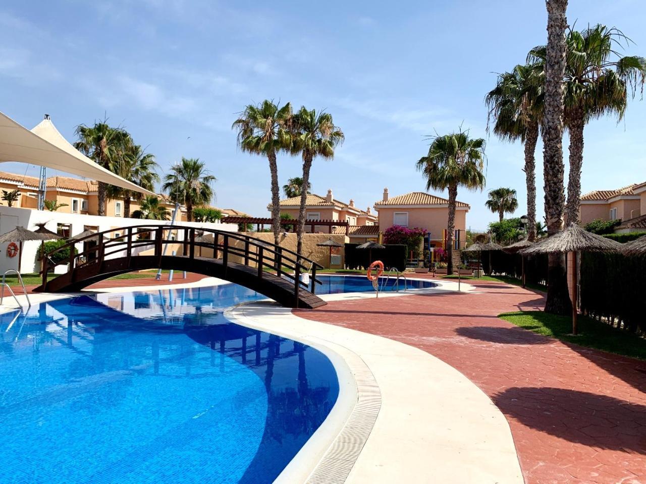 Bahari Marinas - Tu Duplex Con Jardin Privado! Lägenhet Vera Exteriör bild